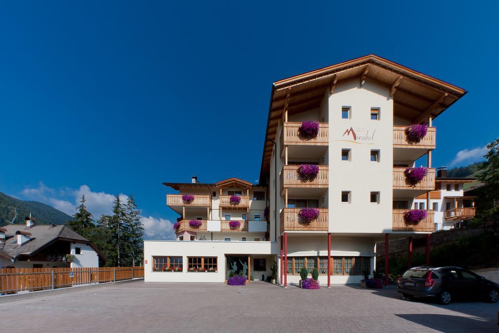 Hotel Mirabel San Vigilio Di Marebbe Exterior foto