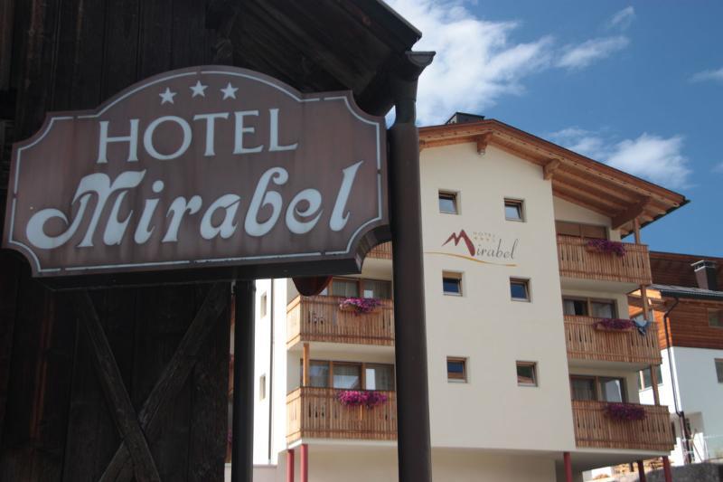 Hotel Mirabel San Vigilio Di Marebbe Exterior foto